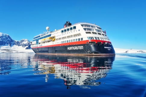 彈個車、飛豬聯合洽洽創新品牌營銷，用“免費南極游”撬動年輕消費市場