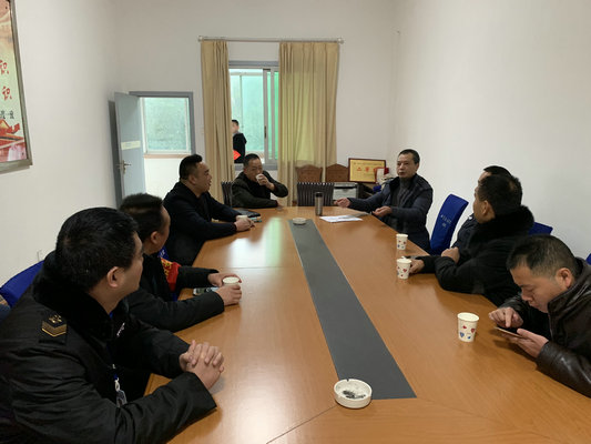 打擊虛假宣傳 虎頭鎮(zhèn)叫停非法聚會營銷