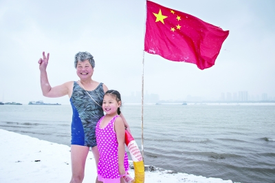 大雪突降,長江日報記者探訪各行各業從容應對,武漢迎來瑞雪豐年