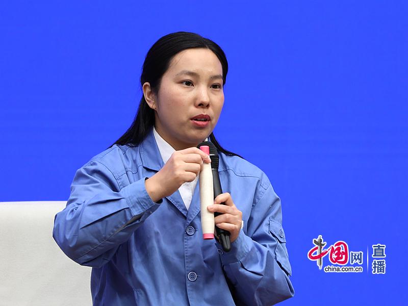 新聞辦就“改革開放與中國高技能人才隊伍建設”舉行中外記者見面會