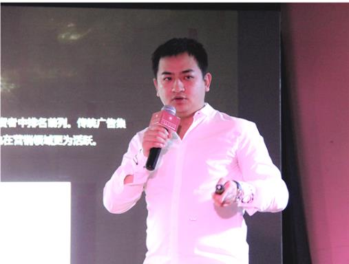 三點一刻蔡浩宇受邀參加亞布力中國企業(yè)家論壇分享營銷模式創(chuàng)新