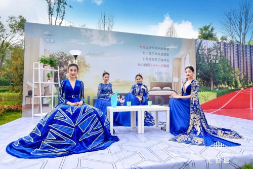 西安首個(gè)LINK住區(qū) 匯悅城營(yíng)銷中心華美綻放