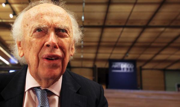 DNA之父被剝奪榮譽頭銜：頻繁發表種族歧視言論