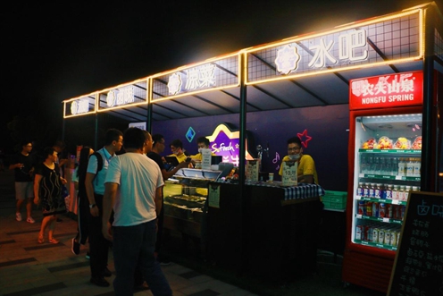 世界杯品牌營(yíng)銷涼涼 默默為球迷服務(wù)的它成大贏家