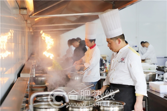 金龍魚匠傳徽香菜籽油“皖韻尋蹤”2019年度徽菜名廚評選圓滿舉辦