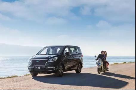 不到10萬起,座艙品質不輸埃爾法,歐尚科尚最強高端商旅MPV上市