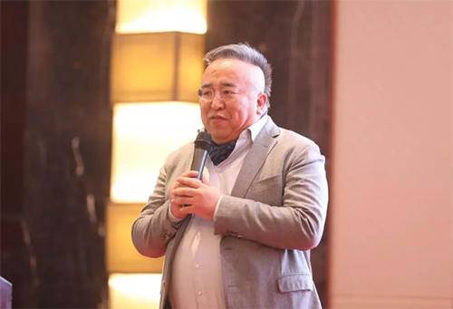 京瑞貝母輻射供熱制冷系統技術有限公司技術總監鄭鴻宇 京瑞貝母輻射供熱制冷系統技術有限公司技術總監鄭鴻宇