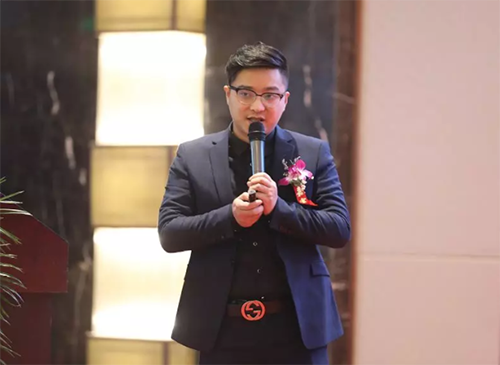 家裝家居互聯網營銷商學院院長劉威 家裝家居互聯網營銷商學院院長劉威