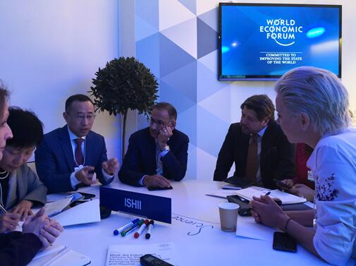 蒙牛牽手達沃斯論壇共建全球乳業共同體