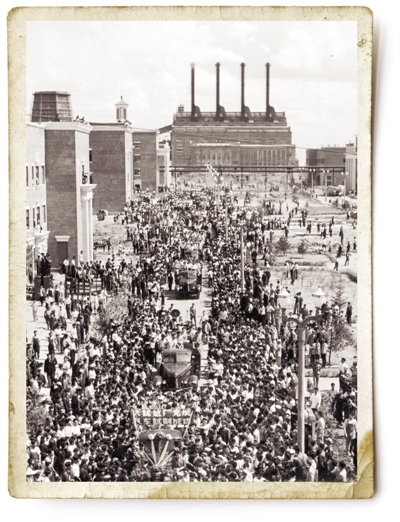 第一批國產汽車誕生（新中國的“第一”·70年）