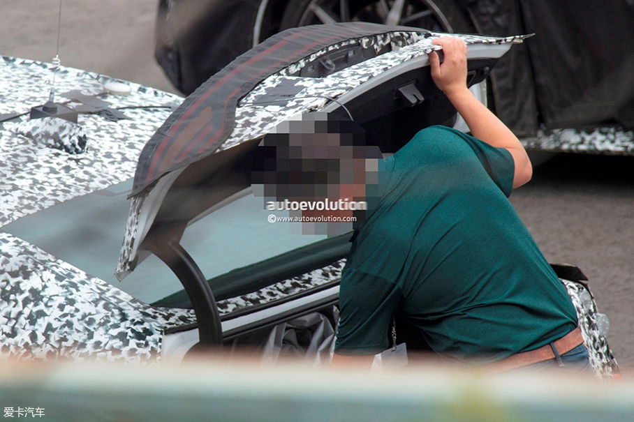 凱迪拉克CT4諜照首次曝光或2019年亮相