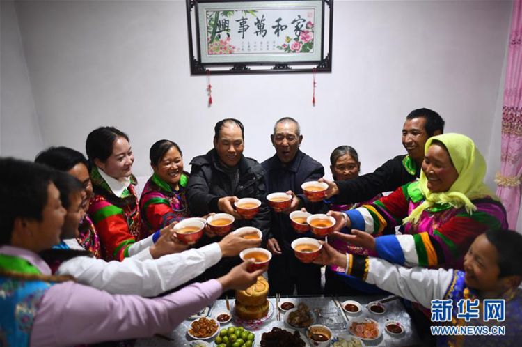 土鄉(xiāng)新居迎新春