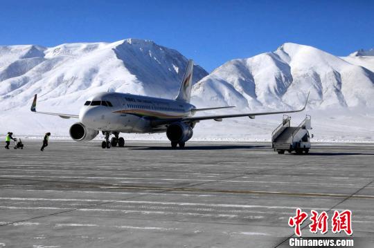 降水東移 西藏連續(xù)發(fā)布暴雪預(yù)警信號(組圖)