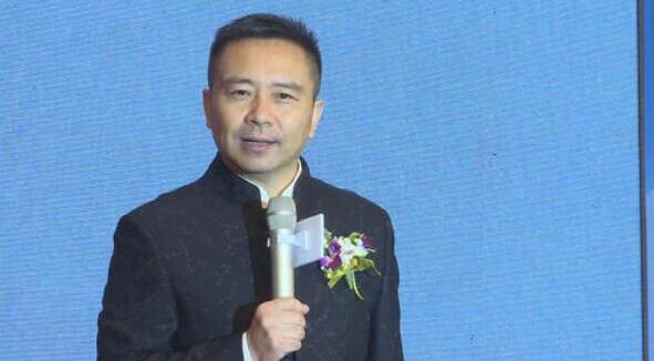 首屆中國(guó)青少年素質(zhì)教育高峰論壇在深圳隆重舉行