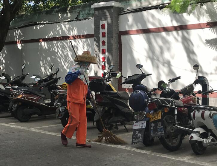 春節(jié)期間三亞清理垃圾1.7萬(wàn)噸 垃圾處理達(dá)100%無(wú)害化標(biāo)準(zhǔn)