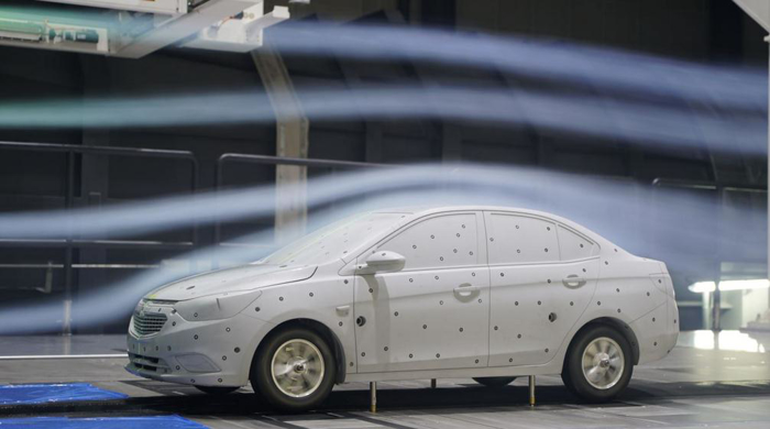 泛亞金橋園區于今年4月正式投入使用，聚焦于未來前瞻設計、造型及工程研發能力的提升，擁有前瞻及造型設計開發、軟件中心、前期架構開發、縮比模型風洞、電子電器開發等眾多關鍵研發設備。目前研發體系已形成1個泛亞，2個園區（金橋園區-工程協同、造型設計及軟件開發園區；唐鎮園區-整車及子系統、零部件開發驗證園區），3個分中心（沈陽、煙臺、武漢），4個試驗基地（廣德試車場、黑河寒區試驗基地、吐魯番熱區試驗基地和格爾木高原試驗基地）的布局。