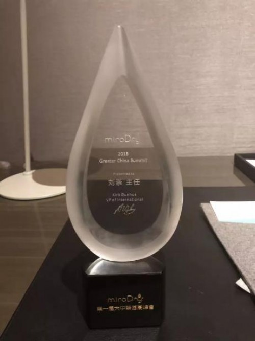 北京美萊皮膚科劉崇主任受邀出席全球2018美國miraDay醫療美容學術盛會并作特邀報告